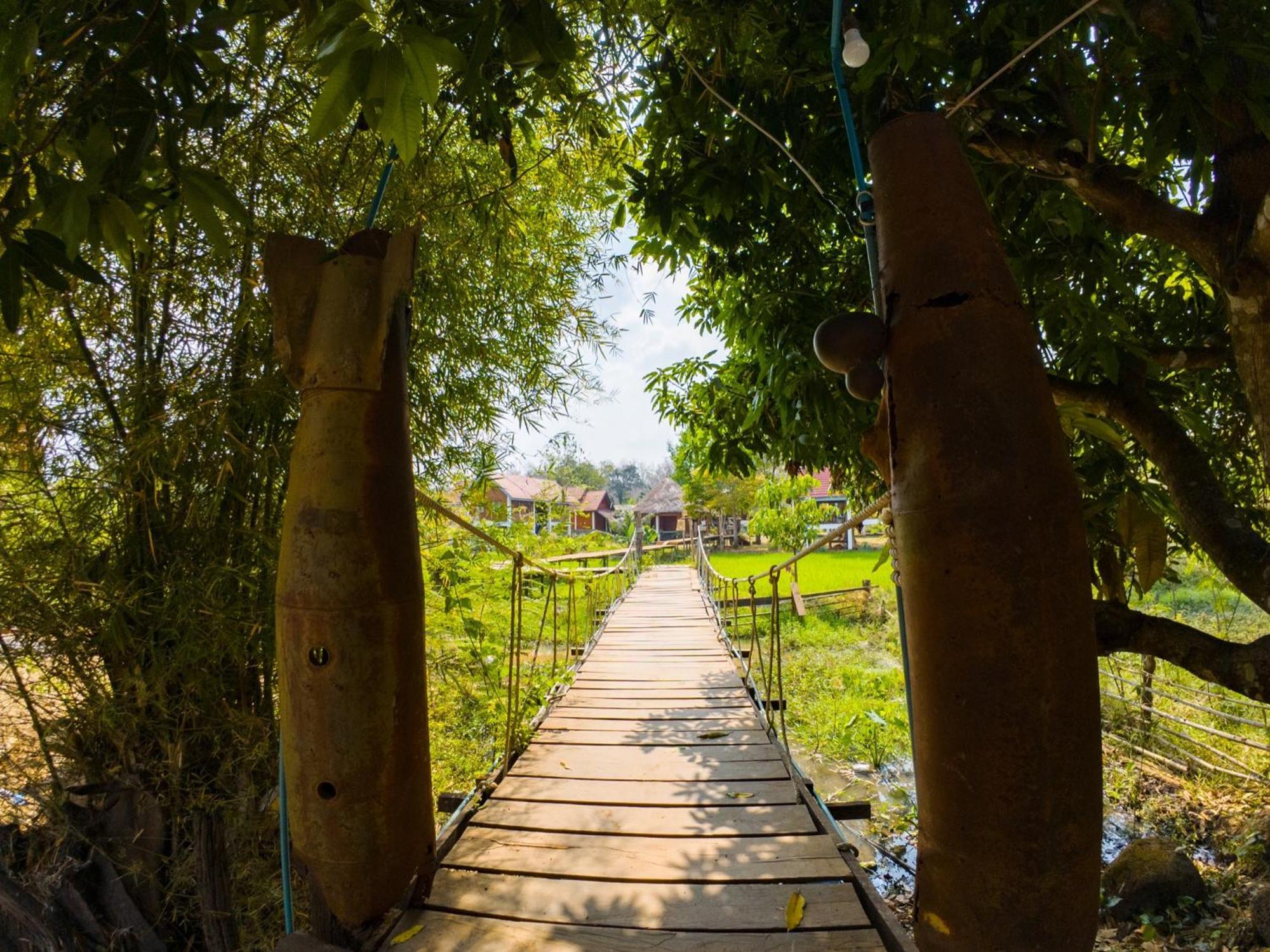 Bolaven Garden Bungalow And Tent - Tad Lo Ban Kiangtat Exterior photo